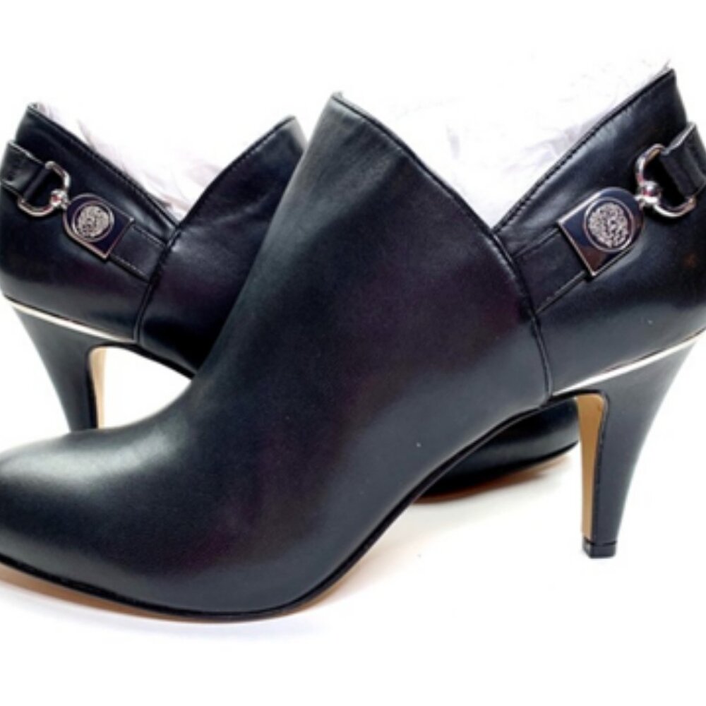 Vince Camuto Women’s Vesela- in Black-Real Sheep's Leather-size 10-NEW